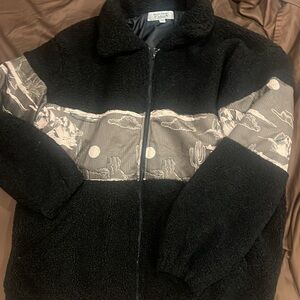 NWOT Western Jacket with zipper; pet free, non smoking home.